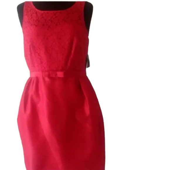 Taylor Red Dress with Pockets Size 8 - Picture 1 of 6